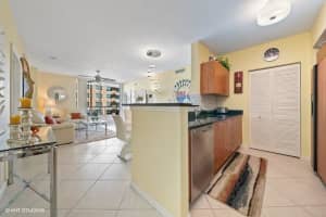 625 Casa Loma Blvd, Boynton Beach, FL 33435, Sold 12/16/21