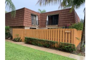 3400 Spanish Wells Dr, Delray Beach, FL 33445, Sold 03/23/22