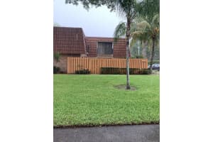 3400 Spanish Wells Dr, Delray Beach, FL 33445, Sold 03/23/22