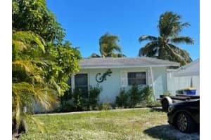 129 SW Hideaway Pl, Stuart, FL 34994, Sold 02/18/22