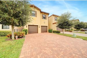 4911 NW 55th Pl, Tamarac, FL 33319, Sold 12/17/21