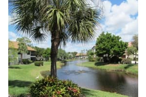 3201 Jog Park Dr, Greenacres, FL 33467, Sold 12/30/21