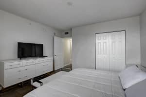 651 Okeechobee Blvd, West Palm Beach, FL 33401, Sold 12/06/21