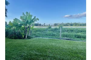 250 Garden Grove Pkwy, Vero Beach, FL 32962, Sold 01/14/22