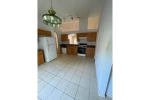 92 Point Pleasant Dr, Palm Coast, FL 32164, Sold 12/13/21