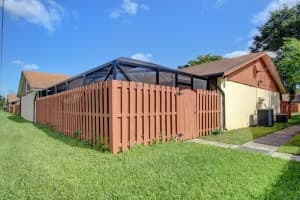 1091 Summit Pl Cir, West Palm Beach, FL 33415, Sold 01/06/22
