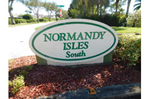 1173 Hatteras Cir, Greenacres, FL 33413, Sold 12/29/21