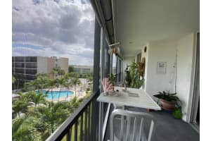 720 E Ocean Ave, Boynton Beach, FL 33435, Sold 02/07/22