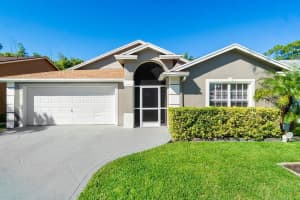 1062 Salmon Isle, Greenacres, FL 33413, Sold 12/15/21