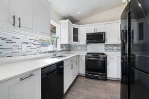 5608 Priscilla Ln, Lake Worth, FL 33463, Sold 12/15/21