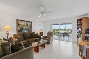 1070 Sugar Sands Blvd, West Palm Beach, FL 33404, Sold 03/31/22