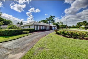 2520 Highland Ave, Delray Beach, FL 33445, Sold 12/06/21