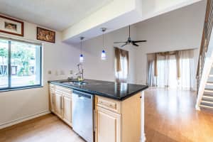 3040 S Oakland Forest Dr, Oakland Park, FL 33309, Sold 12/21/21