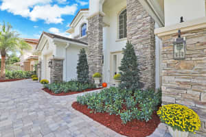 647 Edgebrook Ln, Royal Palm Beach, FL 33411, Sold 02/28/22