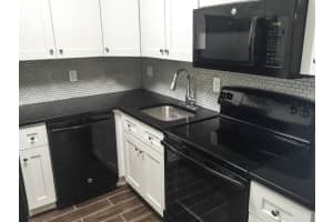 460 NW 20th St, Boca Raton, FL 33431, Sold 12/23/21