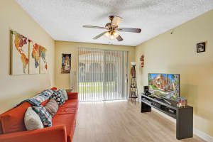 8000 N Nob Hill Rd, Tamarac, FL 33321, Sold 12/20/21