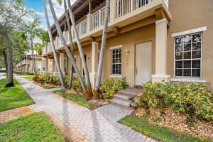 2419 NW 7th St, Boynton Beach, FL 33426, Sold 12/20/21