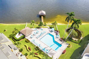 88 N Lakeshore Dr, Hypoluxo, FL 33462, Sold 01/31/22