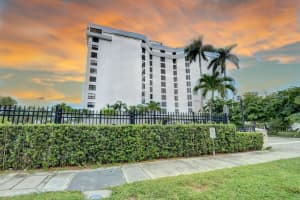 3800 Washington Rd APT 211, West Palm Beach, FL 33405, Sold 03/31/22