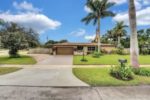 1401 Lake Bass Dr, Lake Worth, FL 33461, Sold 02/01/22