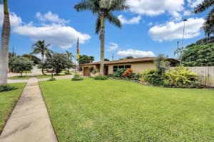 1401 Lake Bass Dr, Lake Worth, FL 33461, Sold 02/01/22
