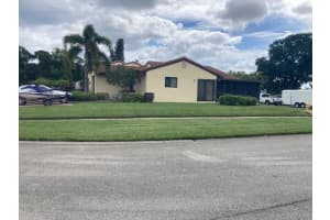 2800 Ponderosa Pine Ct, Lake Worth, FL 33462, Sold 02/04/22