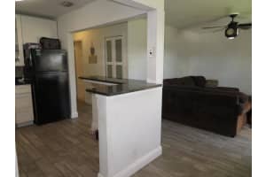 1365 6th St, West Palm Beach, FL 33401, Sold 02/18/22