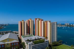 2650 Lake Shore Dr, Riviera Beach, FL 33404, Sold 12/28/21