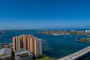 2650 Lake Shore Dr, Riviera Beach, FL 33404, Sold 12/28/21