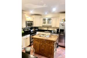 3100 Spanish Wells Dr, Delray Beach, FL 33445, Sold 01/31/22