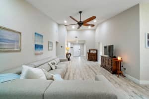 4672 Boxwood Cir, Boynton Beach, FL 33436, Sold 01/14/22