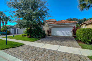 7005 Pisano Dr, Lake Worth, FL 33467, Sold 02/10/22