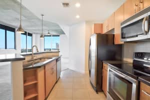 MLS# R10759206, West Palm Beach, Florida 33401