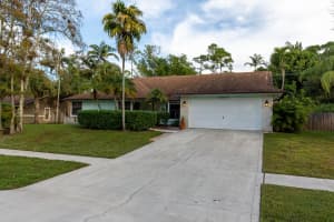 MLS# R10759211, Wellington, Florida 33414