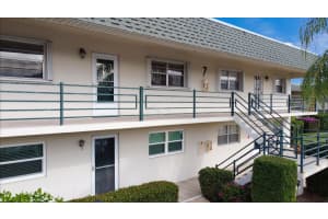 1900 S Kanner Hwy, Stuart, FL 34994, Sold 01/04/22