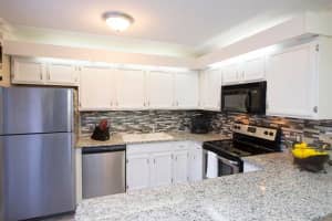 5686 SE Windsong Ln, Stuart, FL 34997, Sold 02/18/22