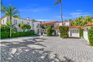 202 S Beach Rd, Hobe Sound, FL 33455, Sold 01/24/22