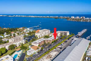 300 Waterway Dr S, Lantana, FL 33462, Sold 01/27/22