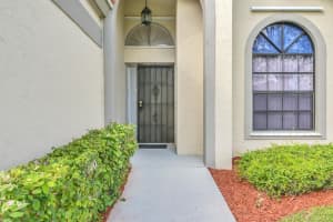 165 Executive Cir, Boynton Beach, FL 33436, Sold 12/29/21