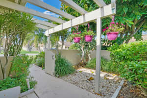 21674 Altamira Ave, Boca Raton, FL 33433, Sold 12/16/21