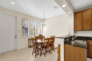 690 Pacific Grove Dr, West Palm Beach, FL 33401, Sold 01/18/22