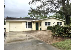 702 NW Sunset Dr, Stuart, FL 34994, Sold 01/28/22