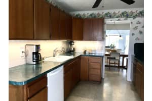 702 NW Sunset Dr, Stuart, FL 34994, Sold 01/28/22