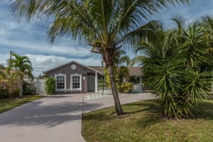6915 Westview Dr, Lake Worth, FL 33462, Sold 01/21/22