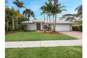 8177 SW Yachtsmans Dr, Stuart, FL 34997, Sold 12/29/21