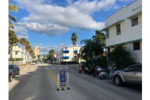 915 8th St, Miami Beach, FL 33139, Sold 02/17/22