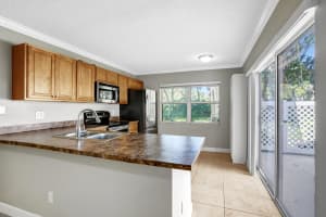 1901 Hartford Ct, West Palm Beach, FL 33409, Sold 12/21/21