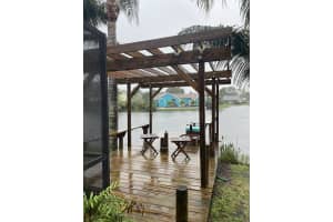 9020 SE Jupiter Narrows Pl, Hobe Sound, FL 33455, Sold 12/17/21