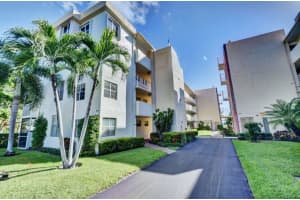 MLS# R10760109, Boynton Beach, Florida 33435