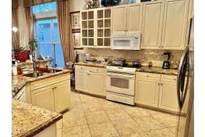10081 Mizner Falls Way, Boynton Beach, FL 33437, Sold 03/14/22